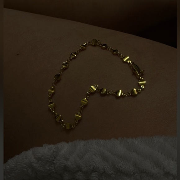 Circle pattern bracelet, defect from sample run - Picture 2 of 9